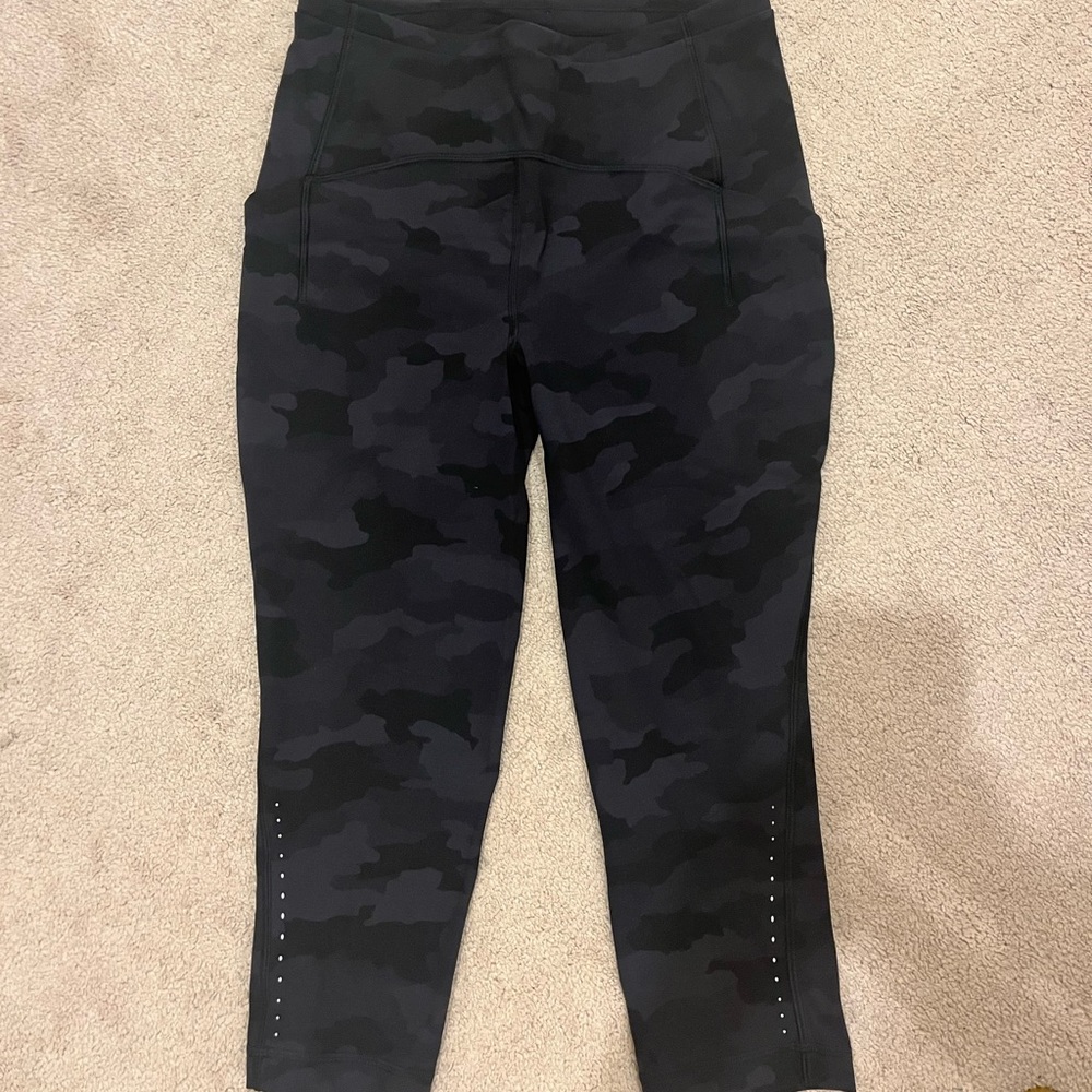 Lightly worn lululemon leggings